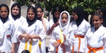 درخشش کاراته کاهای نونهال و نوجوان فداغ در مسابقات کاراته کشوری در شیراز